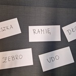napisy na kartkach.jpg