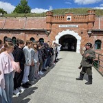 Uczniowie na wycieczce (3).jpg