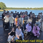 Uczniowie na wycieczce (2) (1).jpg
