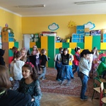3.zabawa klasy 1a.jpg