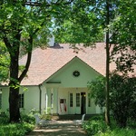 Dom Józefa Piłsudskigo w Sulejówku.jpg